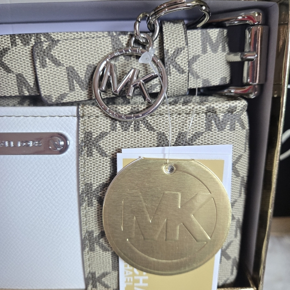 MICHAEL KORS MK Logo Adjustable Belt Bag NWT - Picture 3 of 5